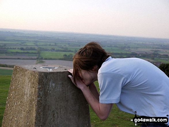 Walk bu141 Beacon Hill from Dagnall - My mate on top of Ivinghoe Beacon