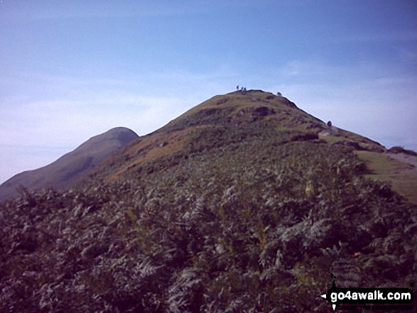 Approaching Skelgill Bank and Cat Bells (Catbells) 